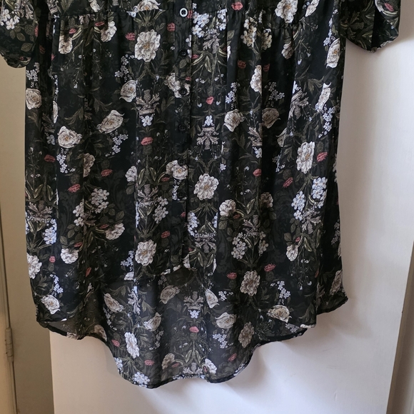 Torrid Outlander Lexie Floral Chiffon Hi-Lo Babydoll Tunic - Picture 13 of 16